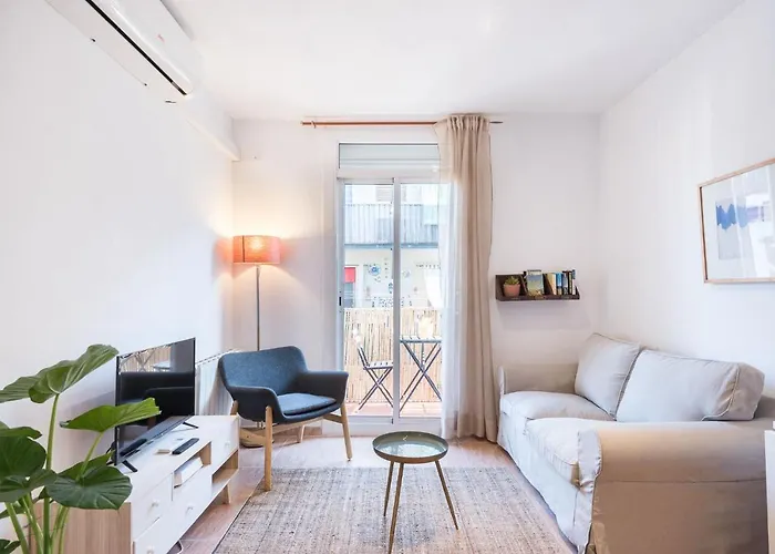 Διαμέρισμα Cozy With Charm And Exquisite Natural Light