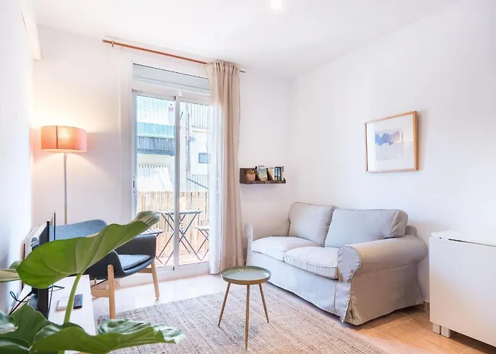 Διαμέρισμα Cozy With Charm And Exquisite Natural Light *