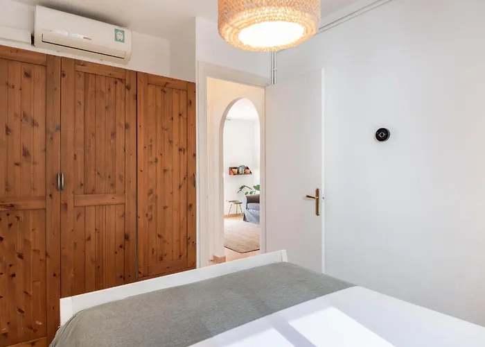 Διαμέρισμα Cozy With Charm And Exquisite Natural Light