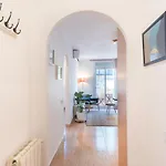 Cozy With Charm And Exquisite Natural Light Appartement