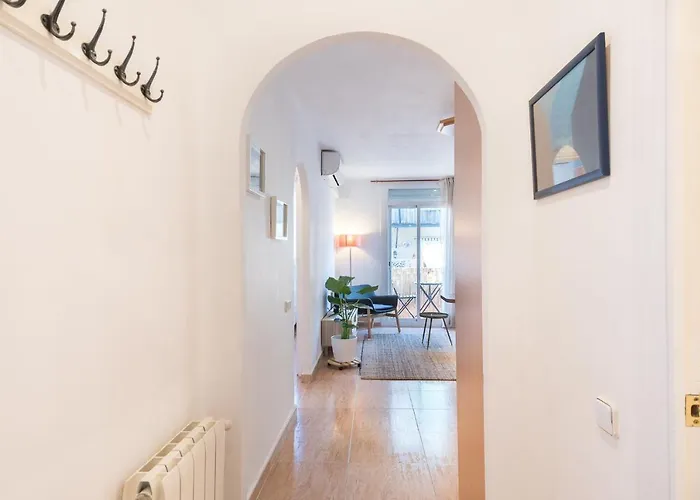 Cozy With Charm And Exquisite Natural Light Lejlighed