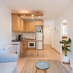 Cozy With Charm And Exquisite Natural Light